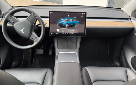 Tesla Model Y I, 2022 год, 4 900 000 рублей, 10 фотография