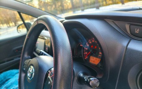 Toyota Vitz, 2017 год, 829 000 рублей, 8 фотография