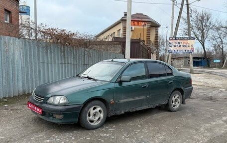 Toyota Avensis III рестайлинг, 1998 год, 205 000 рублей, 1 фотография