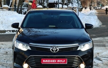 Toyota Camry, 2015 год, 2 650 000 рублей, 1 фотография