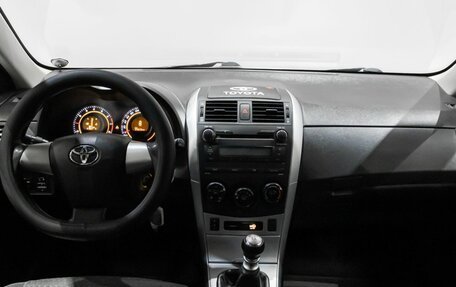 Toyota Corolla, 2010 год, 1 035 000 рублей, 6 фотография