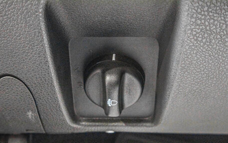 Renault Duster I рестайлинг, 2013 год, 999 000 рублей, 14 фотография