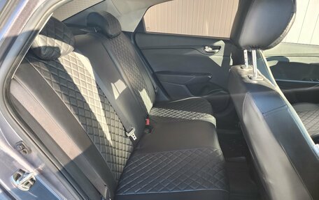 Hyundai Solaris II рестайлинг, 2021 год, 1 670 000 рублей, 14 фотография