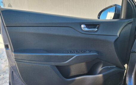 Hyundai Solaris II рестайлинг, 2021 год, 1 670 000 рублей, 19 фотография