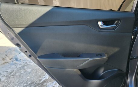 Hyundai Solaris II рестайлинг, 2021 год, 1 670 000 рублей, 20 фотография