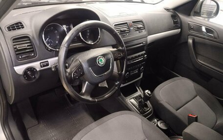Skoda Yeti I рестайлинг, 2013 год, 746 096 рублей, 8 фотография