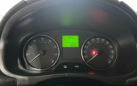 Skoda Fabia II, 2011 год, 650 000 рублей, 11 фотография