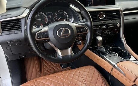 Lexus RX IV рестайлинг, 2022 год, 4 999 999 рублей, 9 фотография