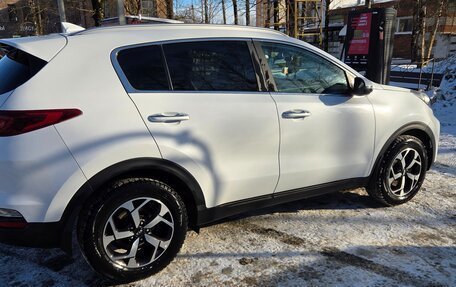 KIA Sportage IV рестайлинг, 2021 год, 2 550 000 рублей, 6 фотография