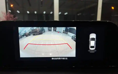 Mazda 3, 2022 год, 1 850 000 рублей, 5 фотография