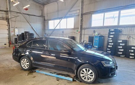 Volkswagen Jetta VI, 2013 год, 1 299 000 рублей, 16 фотография