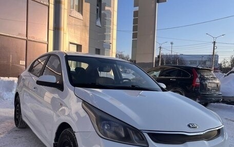 KIA Rio IV, 2019 год, 1 020 000 рублей, 4 фотография