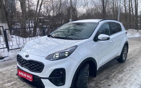 KIA Sportage IV рестайлинг, 2021 год, 3 100 000 рублей, 1 фотография
