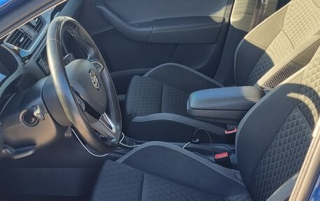 Skoda Rapid I, 2018 год, 1 550 000 рублей, 14 фотография