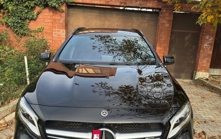 Mercedes-Benz GLA AMG, 2018 год, 2 600 000 рублей, 3 фотография