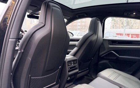 Porsche Cayenne III, 2024 год, 13 100 000 рублей, 14 фотография