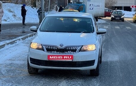 Skoda Rapid I, 2018 год, 1 150 000 рублей, 17 фотография