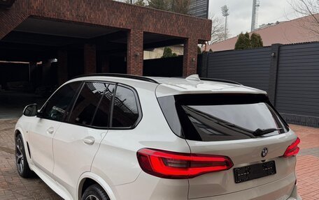 BMW X5, 2019 год, 5 300 000 рублей, 5 фотография