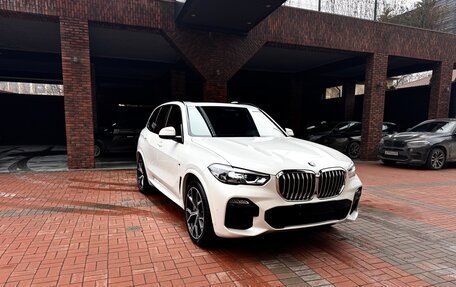 BMW X5, 2019 год, 5 300 000 рублей, 22 фотография
