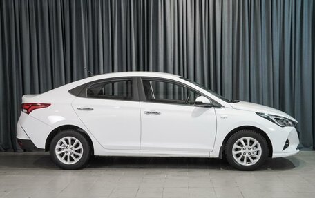 Hyundai Solaris II рестайлинг, 2021 год, 1 680 000 рублей, 5 фотография