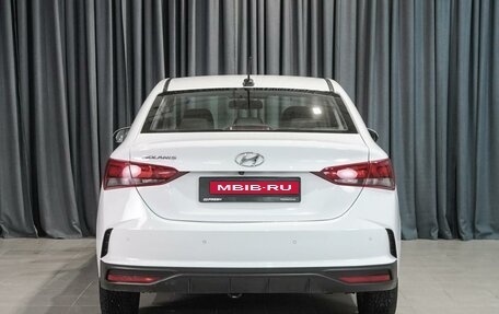 Hyundai Solaris II рестайлинг, 2021 год, 1 680 000 рублей, 4 фотография