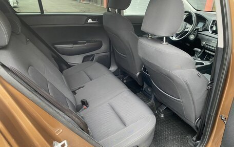 KIA Sportage IV рестайлинг, 2016 год, 1 900 000 рублей, 24 фотография