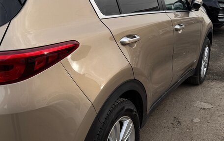 KIA Sportage IV рестайлинг, 2018 год, 1 999 000 рублей, 5 фотография