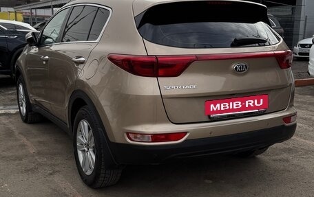 KIA Sportage IV рестайлинг, 2018 год, 1 999 000 рублей, 3 фотография