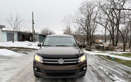 Volkswagen Tiguan I, 2015 год, 1 350 000 рублей, 2 фотография
