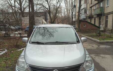 Nissan Tiida, 2010 год, 750 000 рублей, 2 фотография