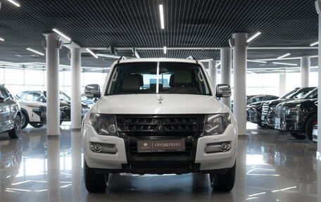 Mitsubishi Pajero IV, 2019 год, 3 820 000 рублей, 3 фотография