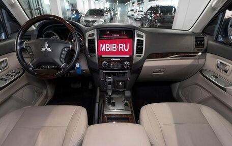 Mitsubishi Pajero IV, 2019 год, 3 820 000 рублей, 8 фотография