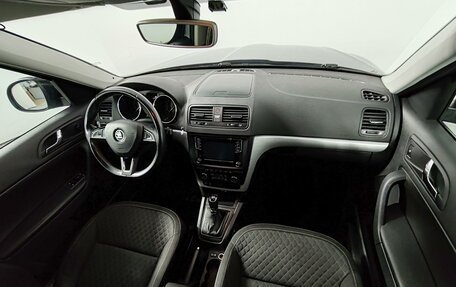 Skoda Yeti I рестайлинг, 2016 год, 1 335 000 рублей, 11 фотография