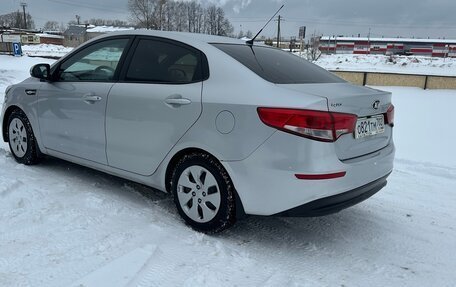 KIA Rio III рестайлинг, 2016 год, 760 000 рублей, 3 фотография