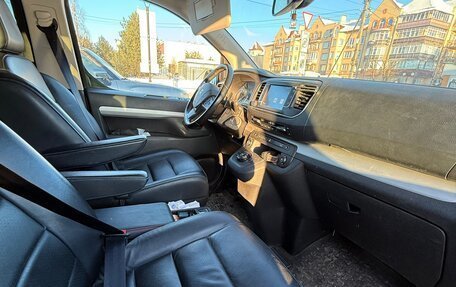 Peugeot Traveller I, 2021 год, 3 500 000 рублей, 19 фотография