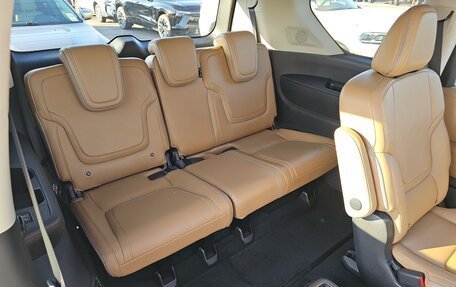 Infiniti QX80, 2025 год, 11 800 000 рублей, 11 фотография