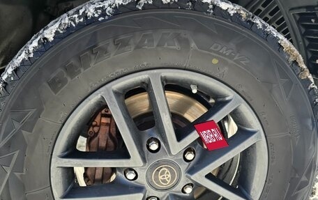 Toyota Land Cruiser 200, 2019 год, 7 900 000 рублей, 9 фотография