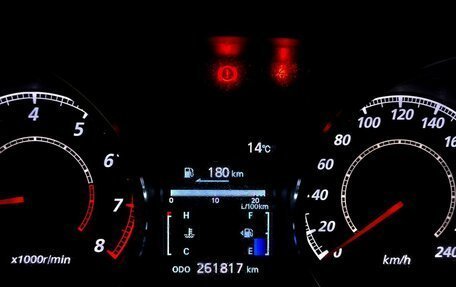 Mitsubishi ASX I рестайлинг, 2010 год, 700 000 рублей, 16 фотография