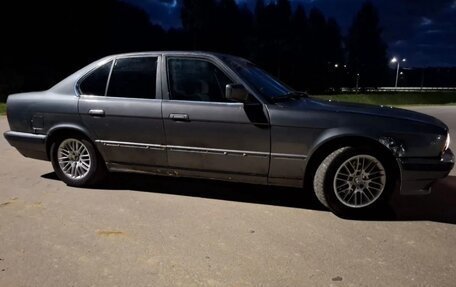 BMW 5 серия, 1988 год, 280 000 рублей, 15 фотография