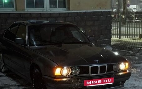 BMW 5 серия, 1988 год, 280 000 рублей, 14 фотография