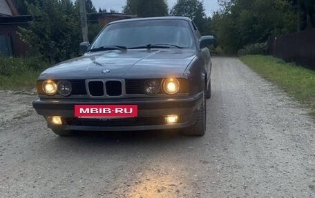 BMW 5 серия, 1988 год, 280 000 рублей, 12 фотография
