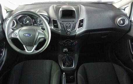 Ford Fiesta, 2015 год, 790 000 рублей, 11 фотография