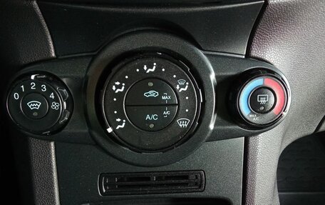 Ford Fiesta, 2015 год, 790 000 рублей, 13 фотография