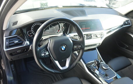 BMW 3 серия, 2020 год, 3 200 000 рублей, 14 фотография