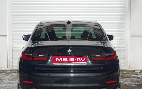 BMW 3 серия, 2020 год, 3 200 000 рублей, 3 фотография