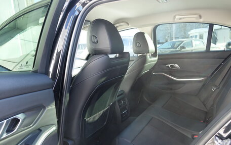 BMW 3 серия, 2020 год, 3 200 000 рублей, 21 фотография