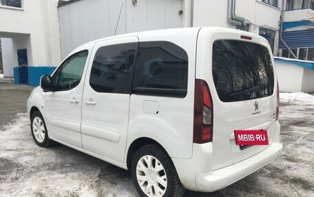 Peugeot Partner II рестайлинг 2, 2012 год, 800 000 рублей, 6 фотография