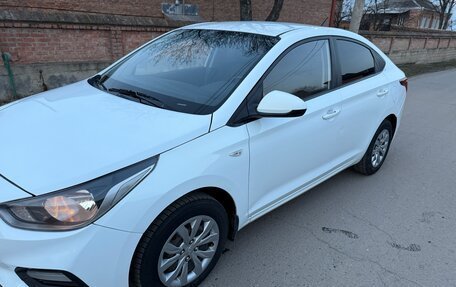 Hyundai Solaris II рестайлинг, 2019 год, 820 000 рублей, 1 фотография