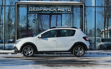 Renault Sandero II рестайлинг, 2021 год, 1 350 000 рублей, 3 фотография