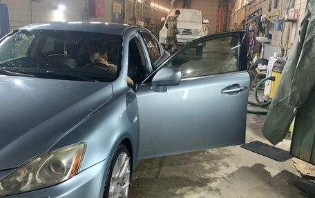 Lexus IS II рестайлинг 2, 2007 год, 1 000 000 рублей, 9 фотография